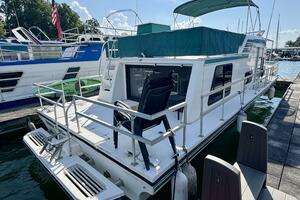 Summer Breeze 37ft Gibson Yacht For Sale