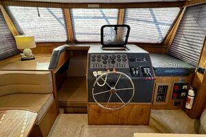 Summer Breeze 37ft Gibson Yacht For Sale
