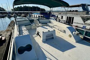 Summer Breeze 37ft Gibson Yacht For Sale