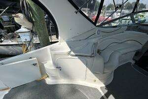 2001 Wellcraft 3700 Martinique thumbnail 12