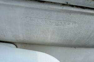2001 Wellcraft 3700 Martinique thumbnail 35