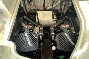 2001 Wellcraft 3700 Martinique thumbnail 30