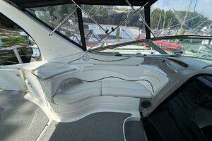 2001 Wellcraft 3700 Martinique thumbnail 13