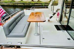 2022 Greenline 48 Diesel Flybridge with Hardtop thumbnail 4