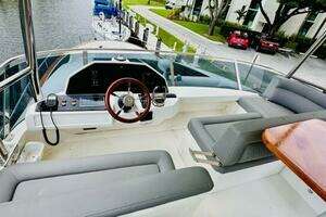 2022 Greenline 48 Diesel Flybridge with Hardtop thumbnail 26
