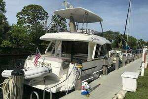 2022 Greenline 48 Diesel Flybridge with Hardtop thumbnail 50