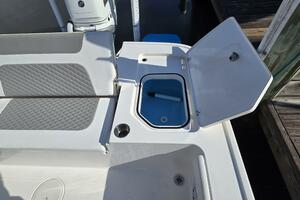 28ft Caymas Yacht For Sale