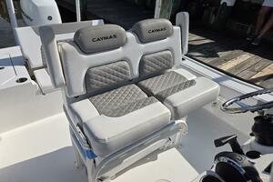 28ft Caymas Yacht For Sale