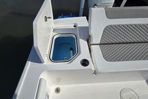 28ft Caymas Yacht For Sale