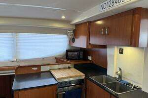 2012 Leopard 47 PC Owners' Version thumbnail 9