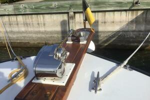 Legend 28ft Custom Yacht For Sale