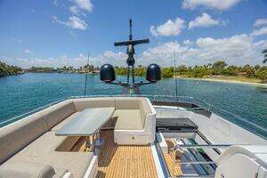2023 Azimut S8 thumbnail 26