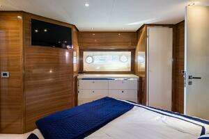 2011 Uniesse 55S thumbnail 31