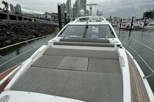 59FT (17.98M) AZIMUT