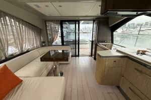 59FT (17.98M) AZIMUT