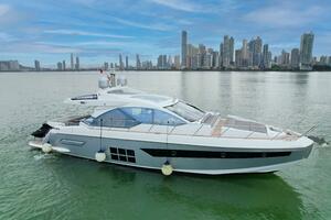 60ft Azimut Yacht For Sale