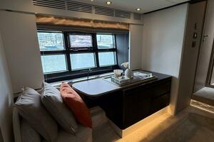 59FT (17.98M) AZIMUT