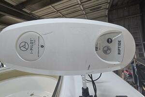 30ft Robalo Yacht For Sale