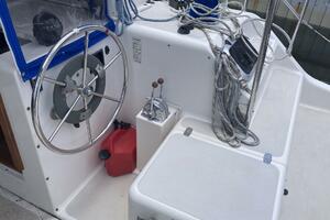 36ft Seawind Yacht For Sale