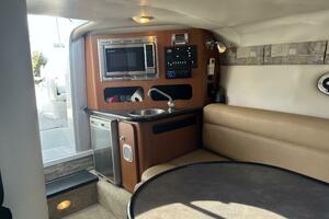 28ft Crownline Yacht For Sale