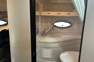 28ft Crownline Yacht For Sale