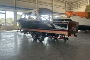 30ft Prowler Yacht For Sale
