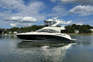 52FT (16M) SEA RAY yacht for sale