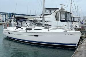 Pharma Sea 36ft Hunter Yacht For Sale