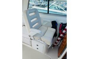 Chance 29ft Back Cove Yacht For Sale