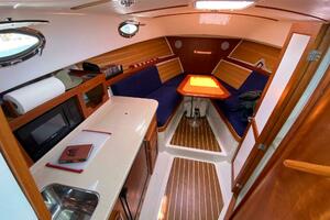 Chance 29ft Back Cove Yacht For Sale