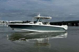 BOTTOMS UP 33ft Boston Whaler Yacht For Sale