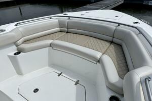 BOTTOMS UP 33ft Boston Whaler Yacht For Sale