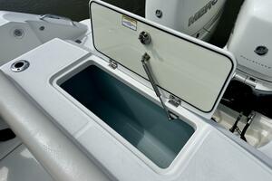 BOTTOMS UP 33ft Boston Whaler Yacht For Sale
