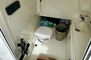 BOTTOMS UP 33ft Boston Whaler Yacht For Sale