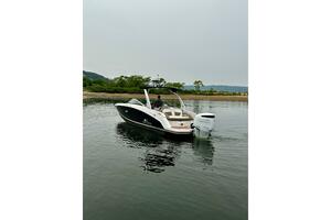 Special Delivery 27ft Four Winns Yacht For Sale