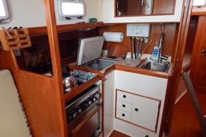 Sandpiper 30ft Nonsuch Yacht For Sale