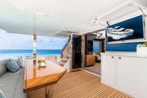 Horizon V68 Hull 12