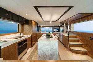 Horizon V68 Hull 12