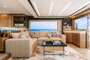 Horizon V68 Hull 12
