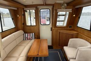 Salon Looking Aft