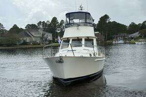 STARLITE 2008 Legacy 42 Extended Hardtop Flybridge Yacht For Sale in New Bern NC