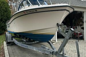 Happy Hour 20ft Grady White Yacht For Sale