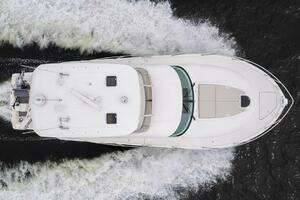 2021 Tiara Yachts 4400 Flybridge thumbnail 9