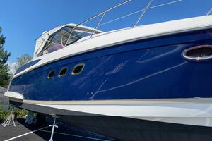 Show Me 42ft Regal Yacht For Sale