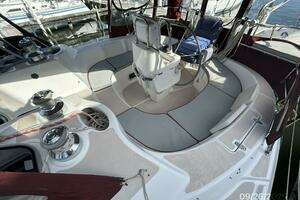 1998 Hunter 376 thumbnail 29