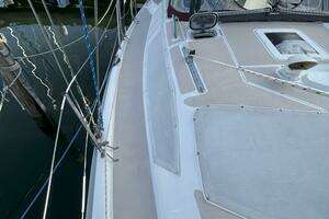 1998 Hunter 376 thumbnail 14