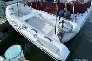 Red Sky 37ft Hunter Yacht For Sale