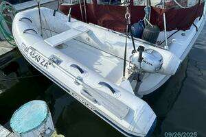 1998 Hunter 376 thumbnail 39