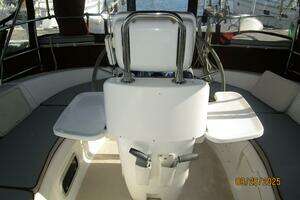 1998 Hunter 376 thumbnail 36