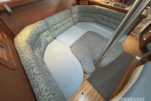 Red Sky 37ft Hunter Yacht For Sale